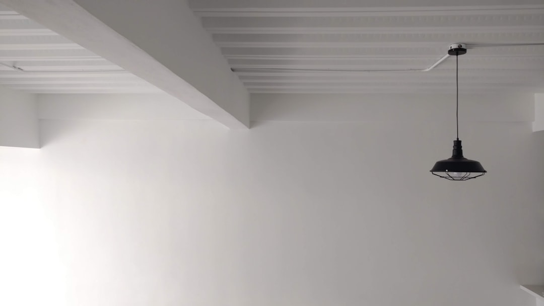 Organized Homes: How Decluttering Reduces Stress Levels
