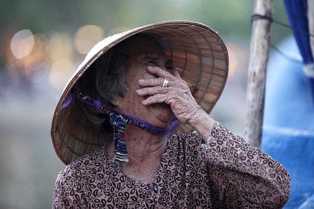 elderly-person-640x480-81910430.jpeg