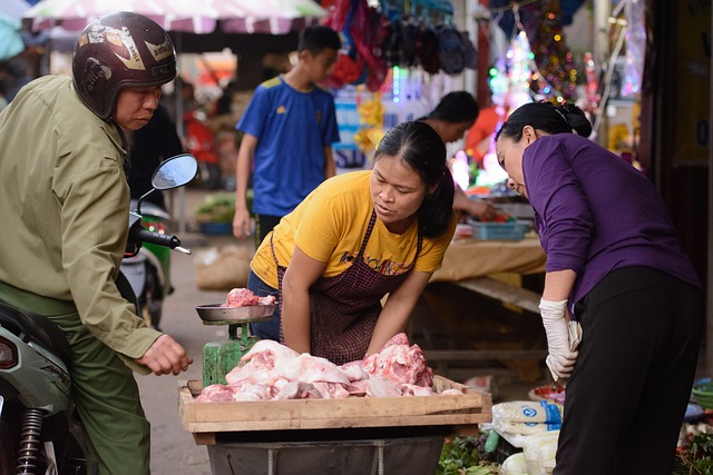 local-food-640x480-77193792.jpeg