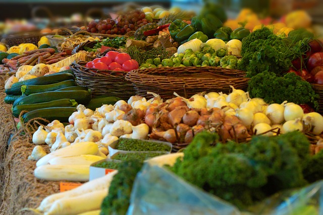 local-food-640x480-96499508.jpeg